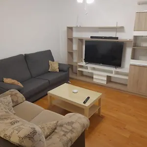 1f, Aire Acondic, 80m2, 2 Dormitorios, 4 Huespedes, Wifi Gratis Apartment La Linea de la Concepcion