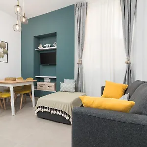 Homes Alice Valentin Apartment Malaga
